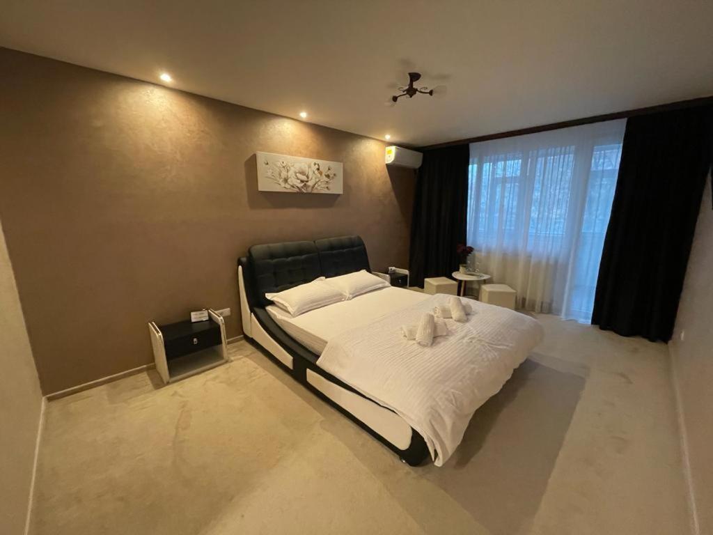 Cezara Apartment Galati  Bagian luar foto