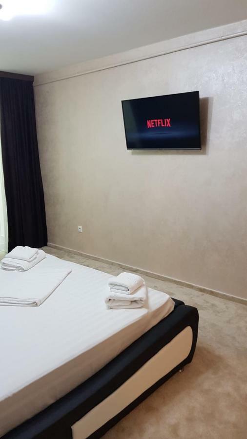 Cezara Apartment Galati  Bagian luar foto