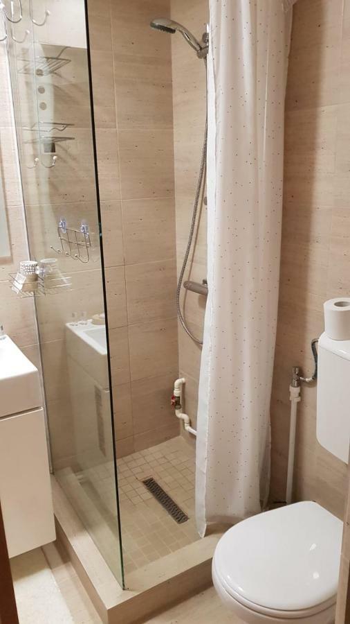 Cezara Apartment Galati  Bagian luar foto